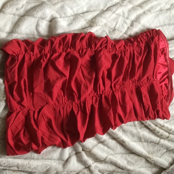 Nikibiki red ruffle dress - Picture 2 of 4